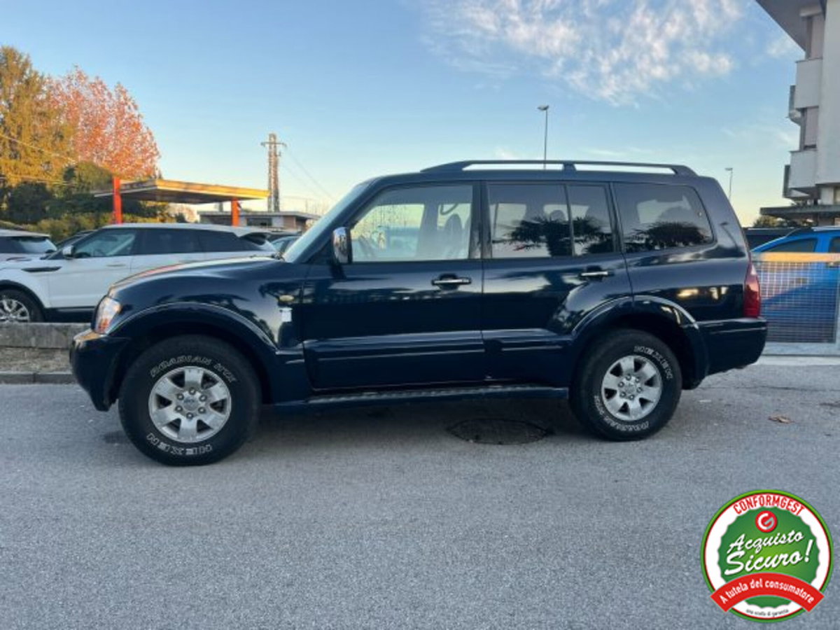Mitsubishi Pajero 3.2 16V DI-D 5p. GLX (2)