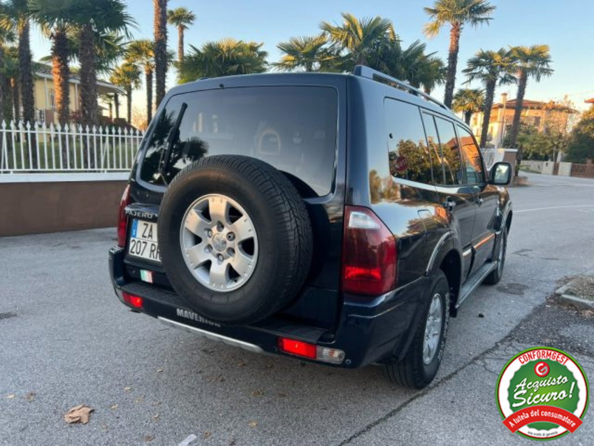 Mitsubishi Pajero 3.2 16V DI-D 5p. GLX (5)