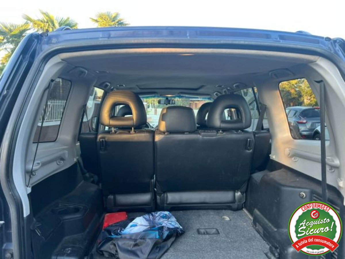Mitsubishi Pajero 3.2 16V DI-D 5p. GLX (6)