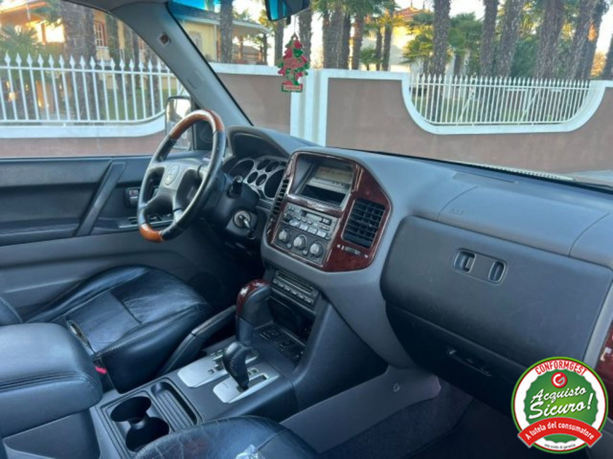 Mitsubishi Pajero 3.2 16V DI-D 5p. GLX (7)