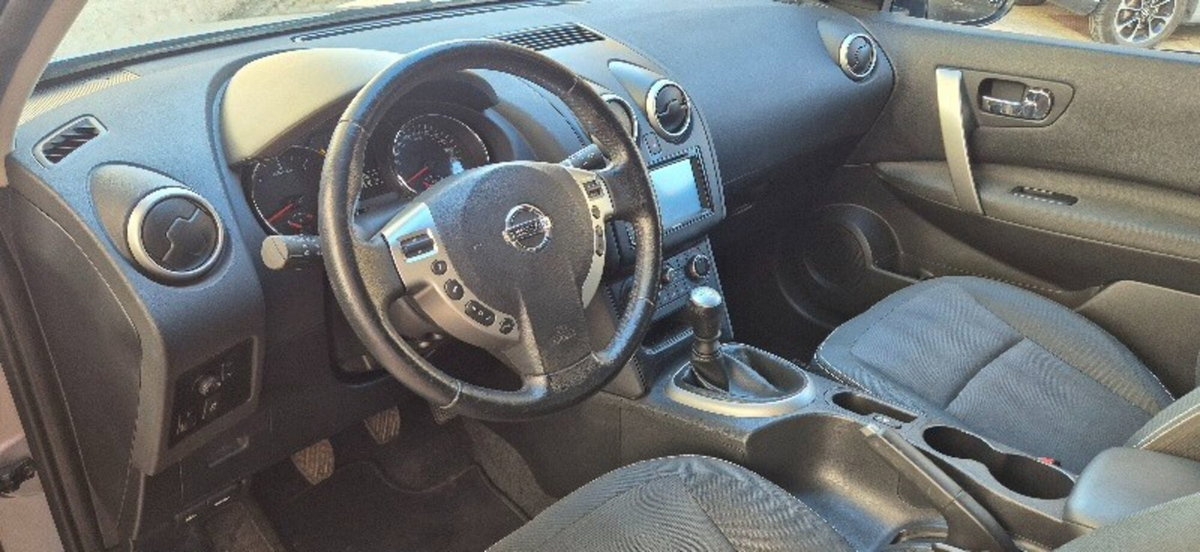 Nissan Qashqai 1.5 dCi DPF n-tec (13)
