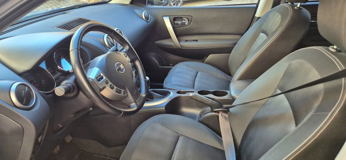 Nissan Qashqai 1.5 dCi DPF n-tec (14)