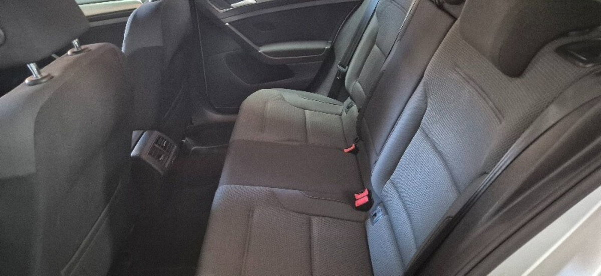 Volkswagen Golf 1.6 TDI 5p. Comfortline BlueMotion Technology (11)