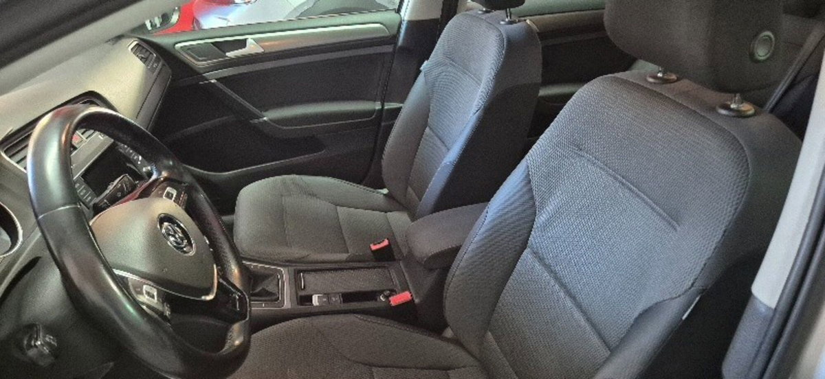 Volkswagen Golf 1.6 TDI 5p. Comfortline BlueMotion Technology (12)