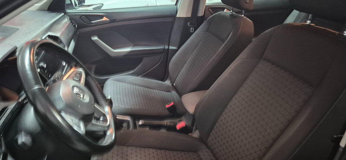 Volkswagen T-Cross 1.6 TDI SCR Style BMT (9)