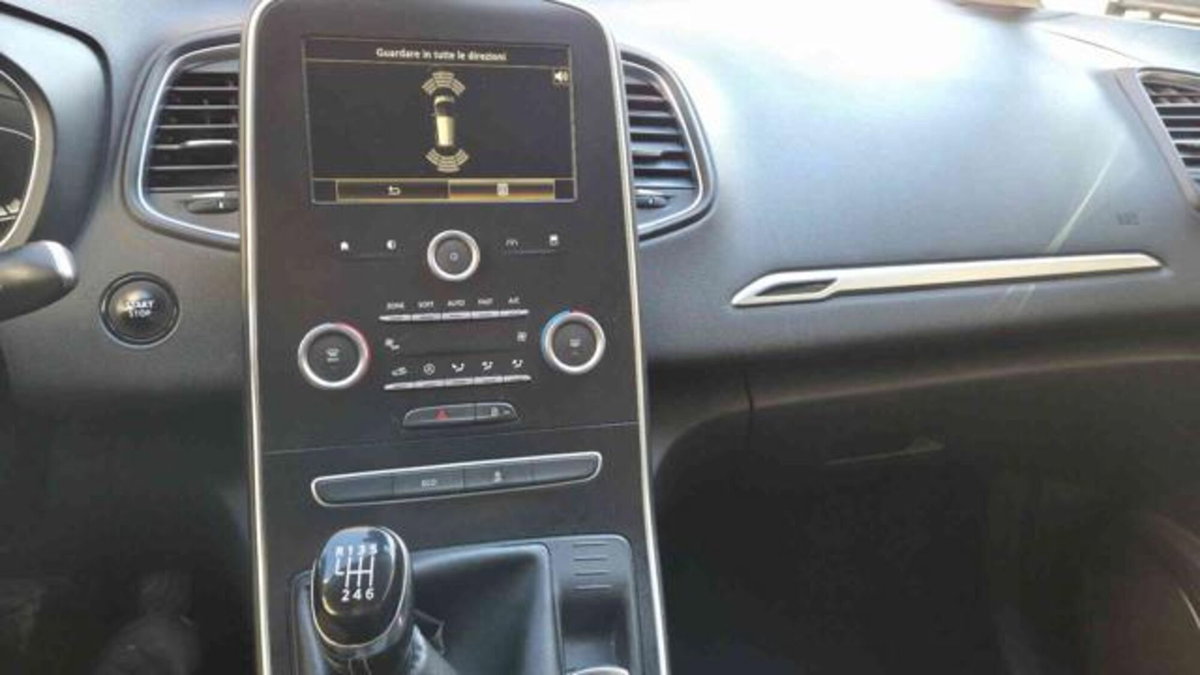 Renault Scenic E-Tech Electric XMod dCi 110 CV Start&Stop Energy Limited (13)