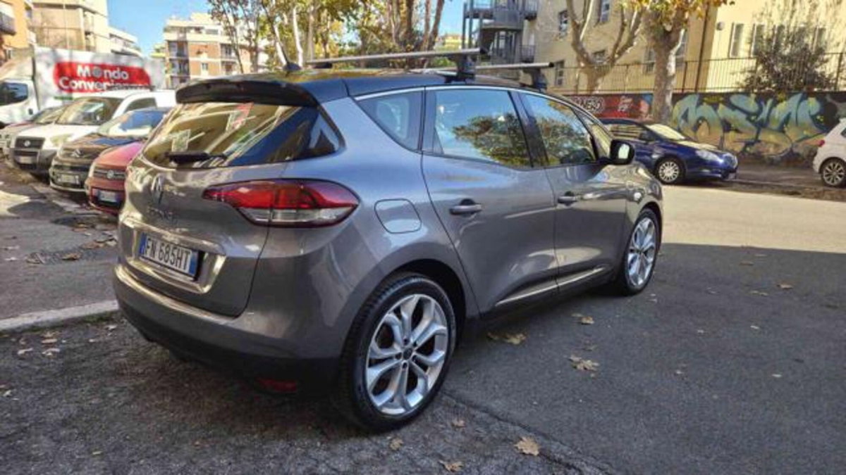 Renault Scenic E-Tech Electric XMod dCi 110 CV Start&Stop Energy Limited (4)