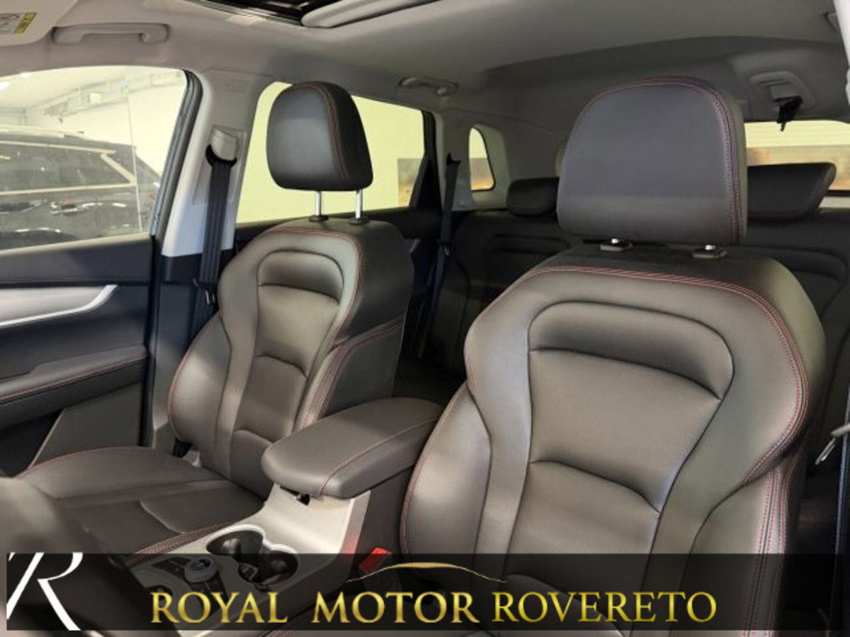 SWM G01 G01 1.5 133cv mt (9)