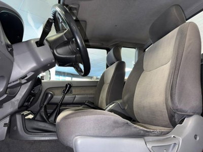 Nissan Pick-up 2.5 TD 2 porte King Cab Navara (2)