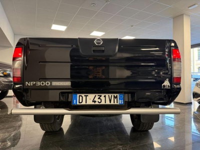 Nissan Pick-up 2.5 TD 2 porte King Cab Navara (5)