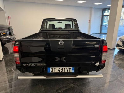 Nissan Pick-up 2.5 TD 2 porte King Cab Navara (6)