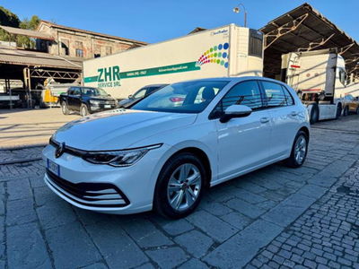 Volkswagen Golf 1.0 eTSI EVO DSG Life usata