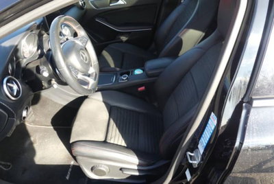 Mercedes-Benz Classe A 200 d Automatic Premium (19)