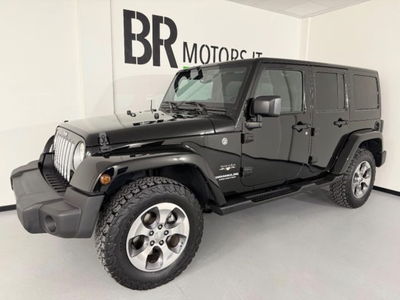 Jeep Wrangler Unlimited 2.8 CRD DPF Sahara Auto usata