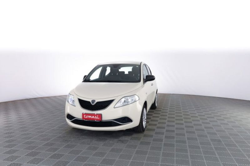 Lancia Ypsilon 1.3 MJT 16V 95 CV 5 porte S&S Silver