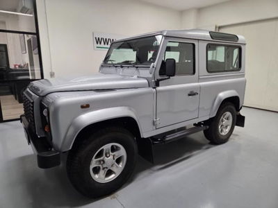 Land Rover Defender 90 2.4 TD4 Station Wagon S usata