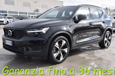 Volvo XC40 T5 Recharge Plug-in Hybrid R-design usata
