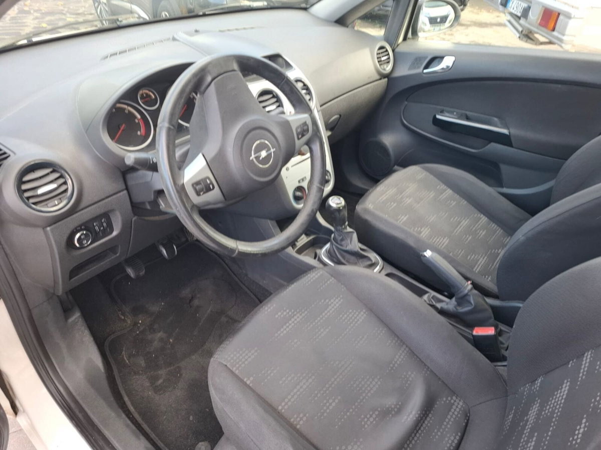 Opel Corsa 1.3 CDTI 95CV F.AP. 3 porte Elective (12)