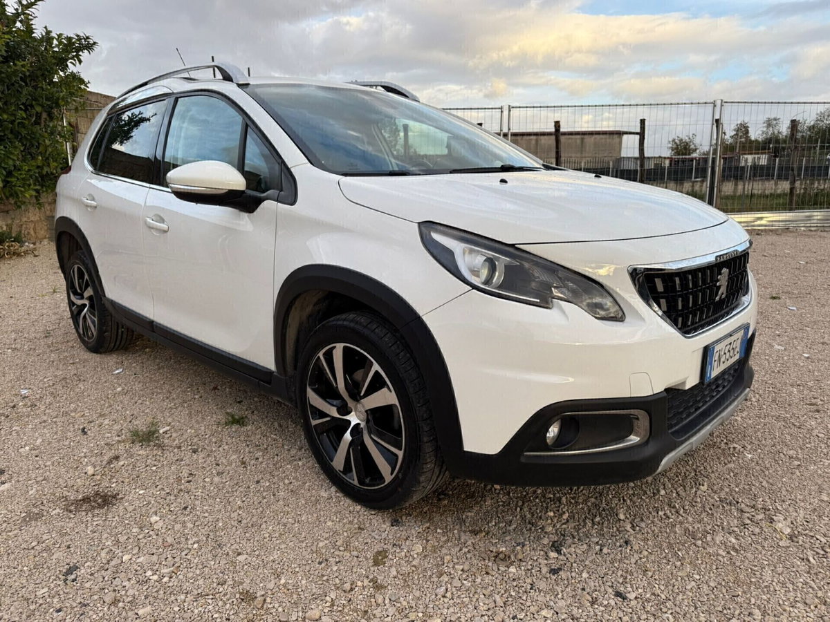 Peugeot 2008 100 Black Matt (10)