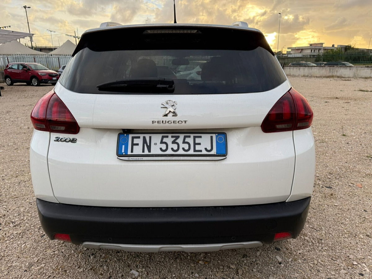 Peugeot 2008 100 Black Matt (15)