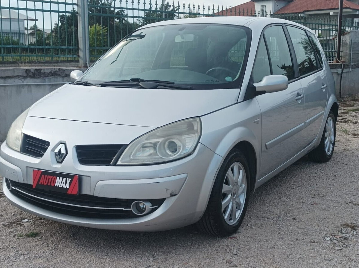 Renault Scenic E-Tech Electric 1.5 dCi/105CV Dynamique (8)