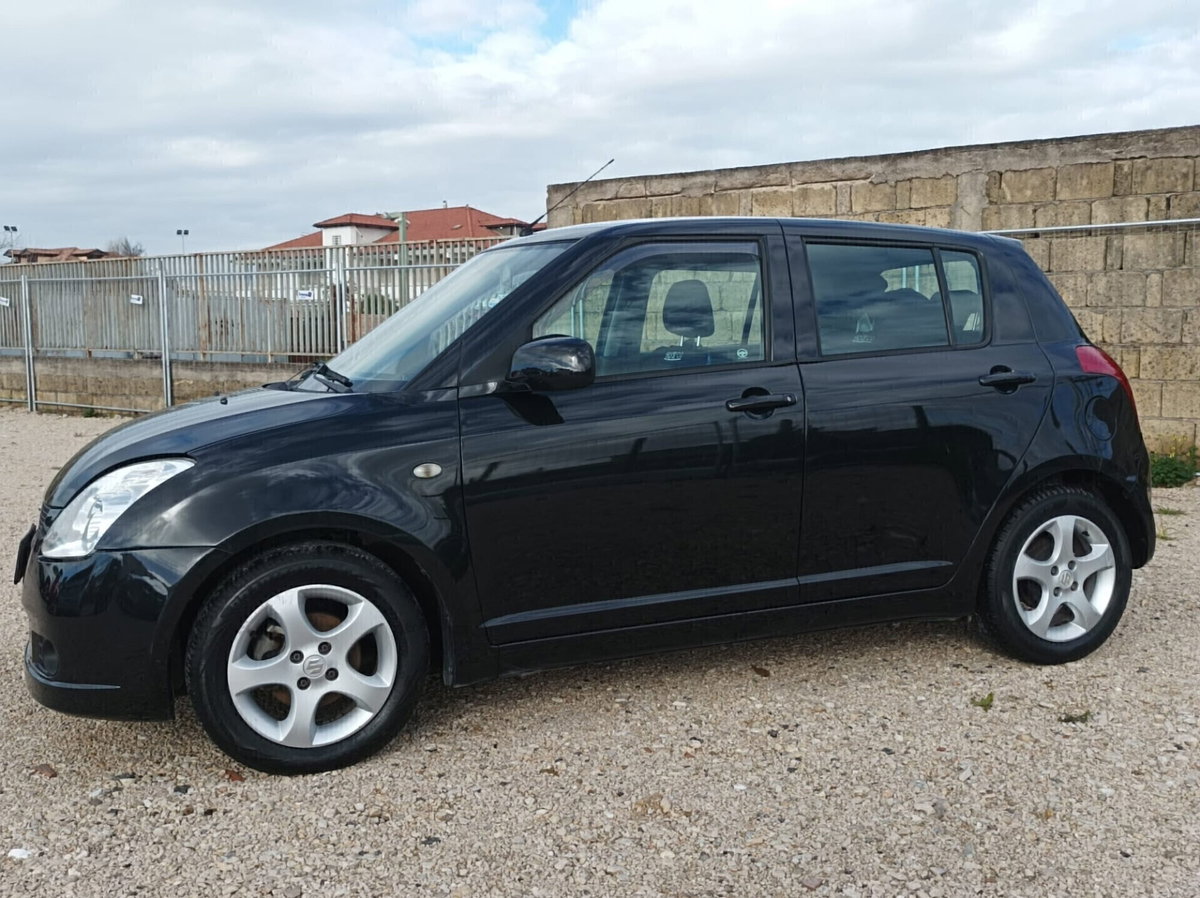 Suzuki Swift 1.3 5p. GLX (11)