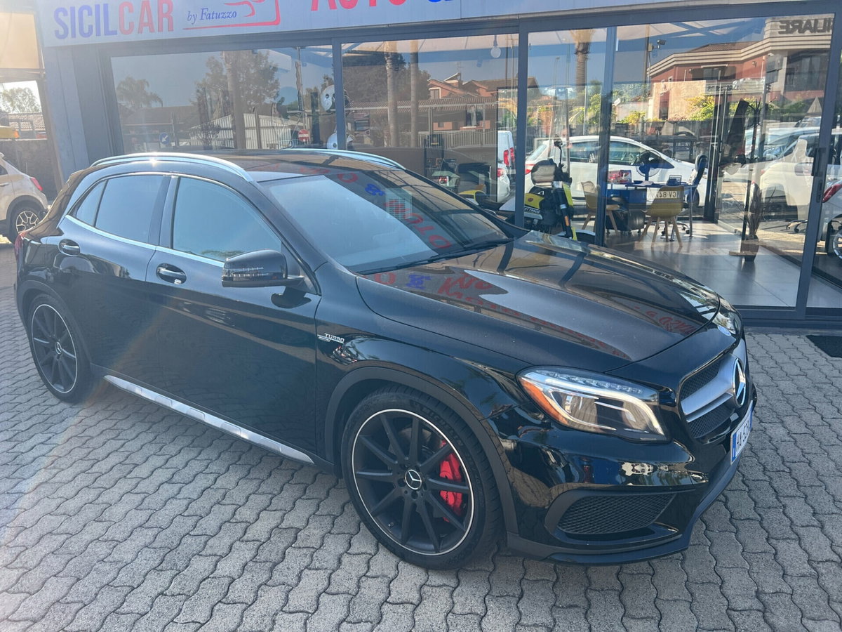 Mercedes-Benz GLA SUV 45 AMG 4Matic