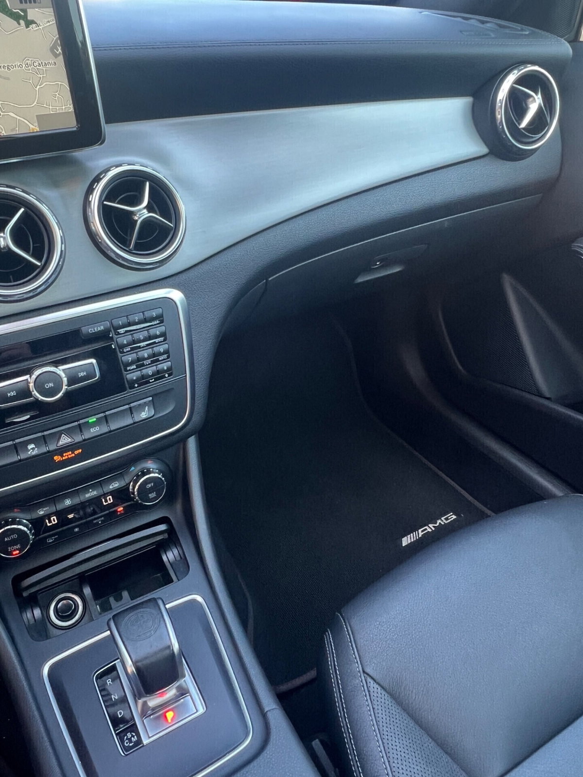 Mercedes-Benz GLA SUV 45 AMG 4Matic (14)