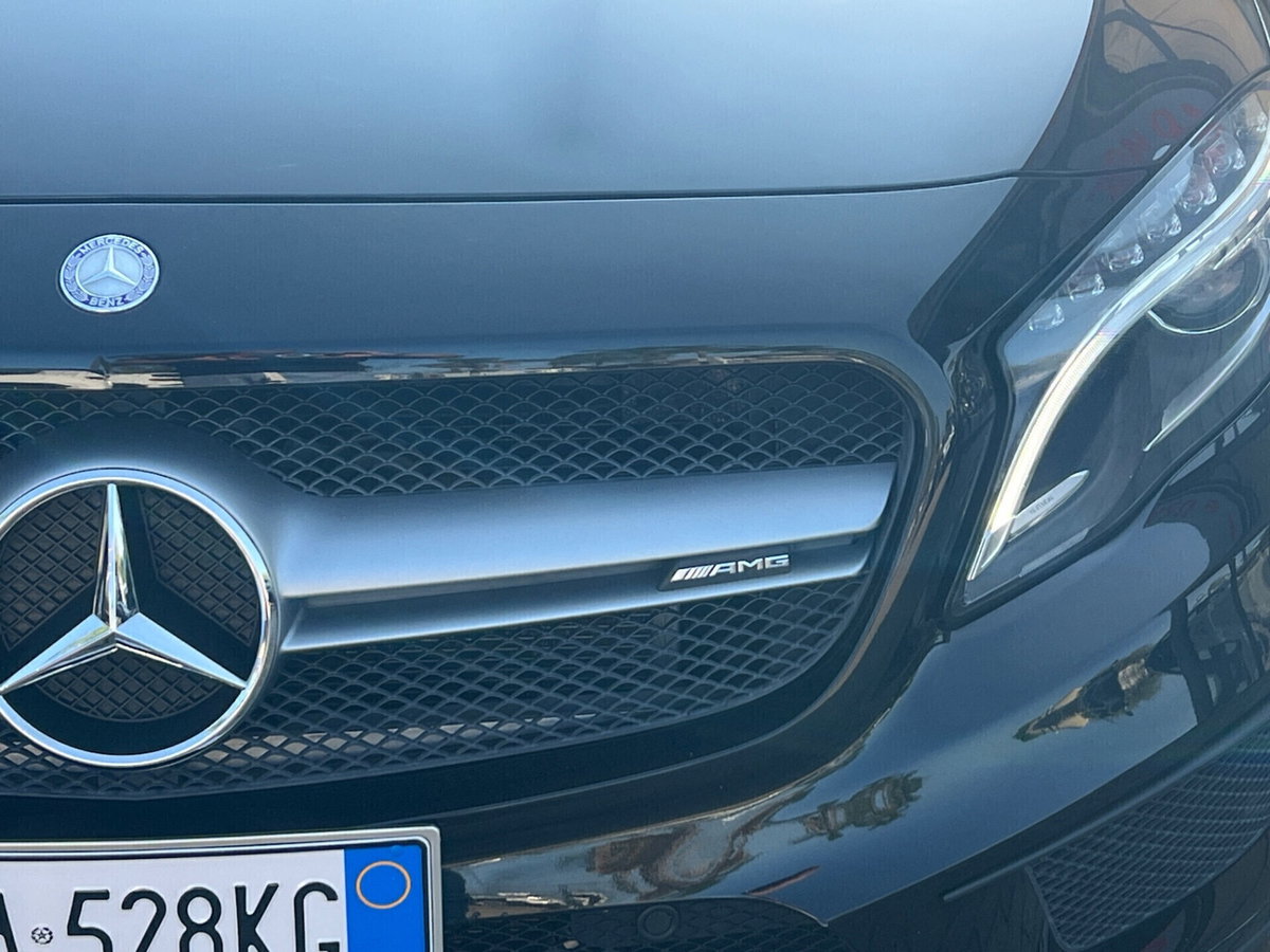 Mercedes-Benz GLA SUV 45 AMG 4Matic (9)