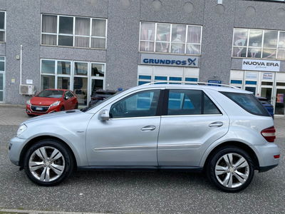 Mercedes-Benz Classe ML 300 CDI BlueEFFICIENCY Premium usata
