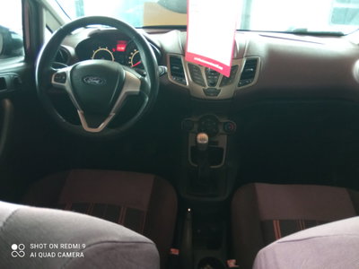 Ford Fiesta 1.4 5 porte Bz.- GPL Titanium (14)