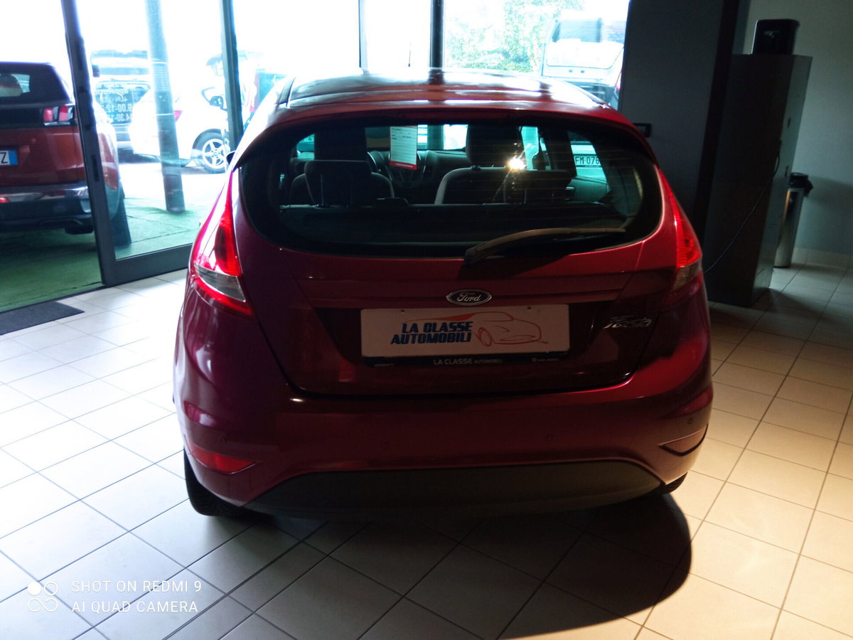 Ford Fiesta 1.4 5 porte Bz.- GPL Titanium (5)