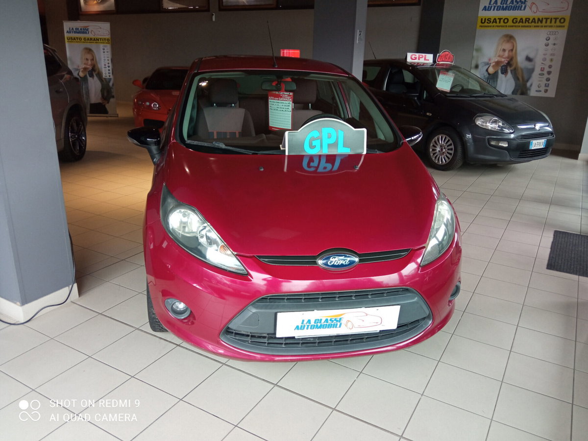 Ford Fiesta 1.4 5 porte Bz.- GPL Titanium (6)