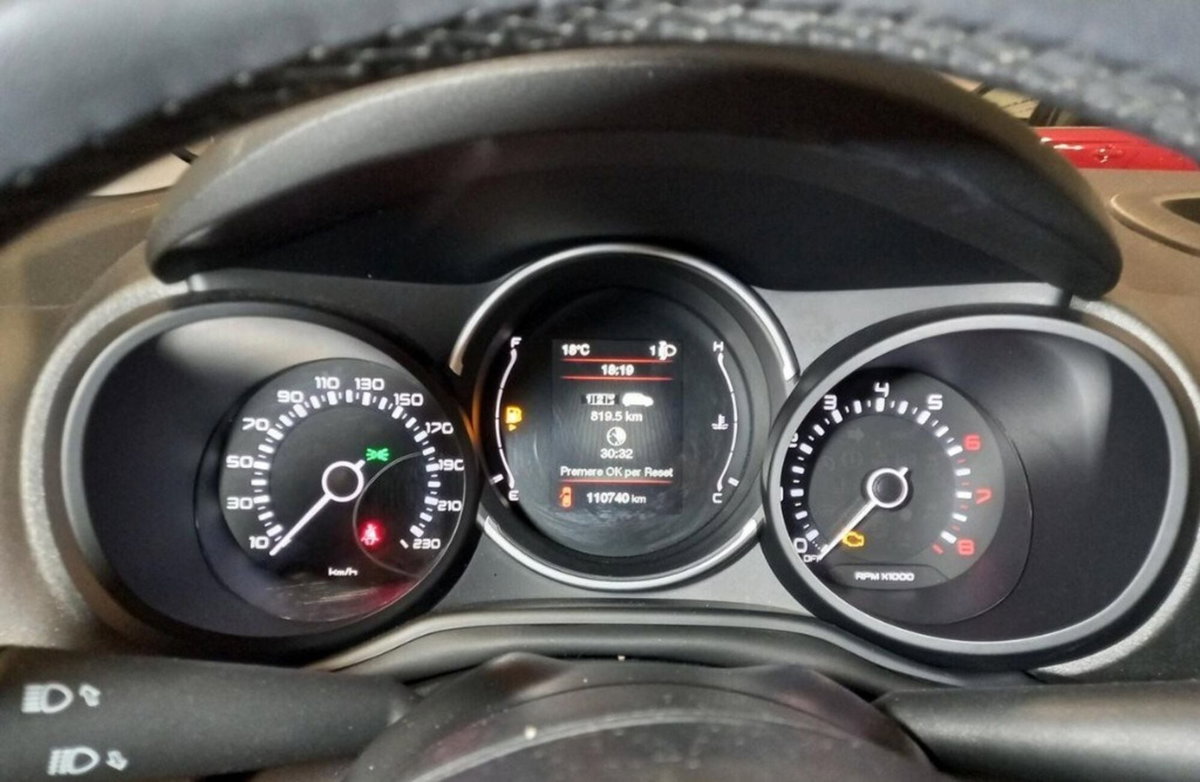 Fiat 500L 1.4 95 CV Cross (13)