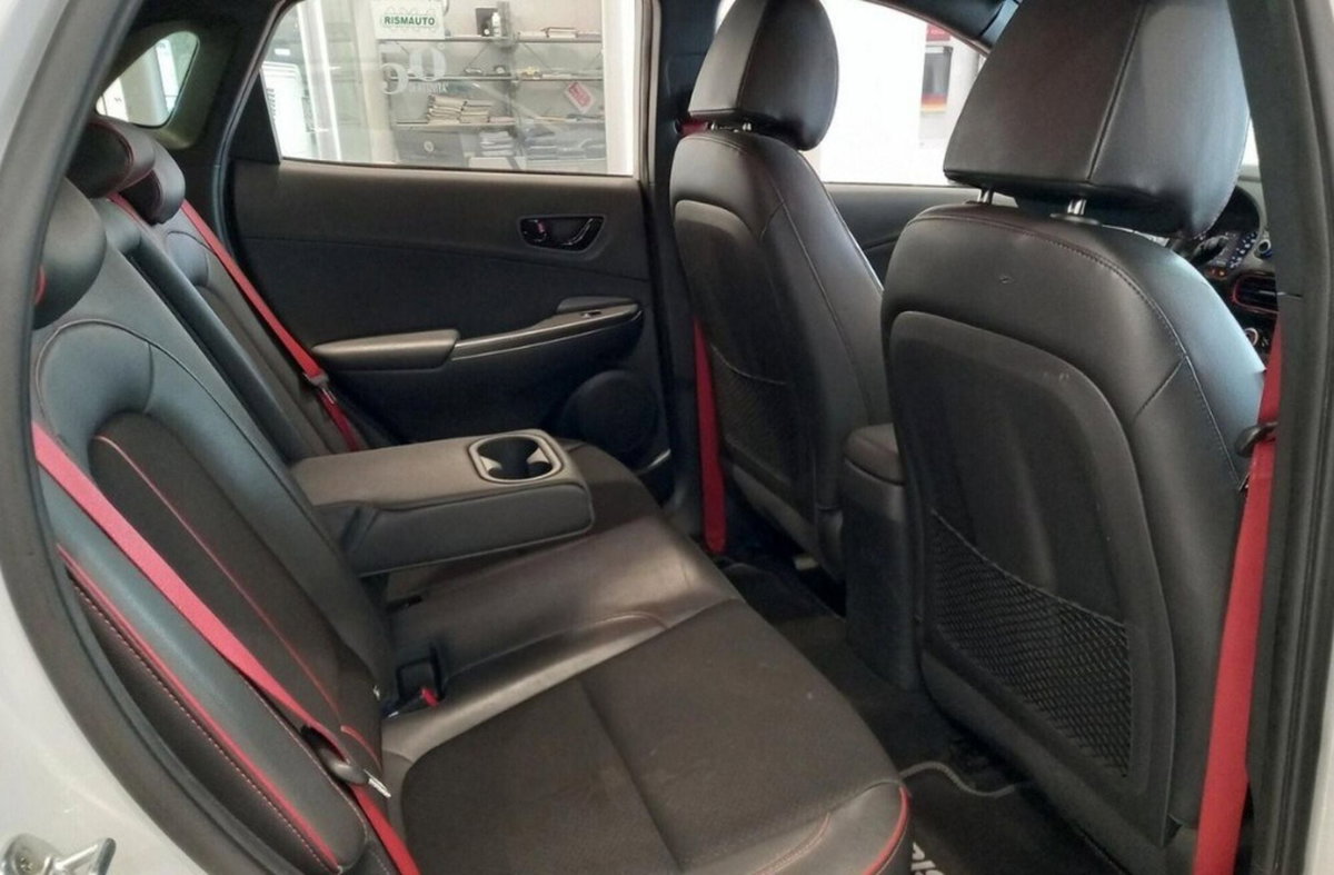Hyundai Kona 1.0 T-GDI Xpossible (19)