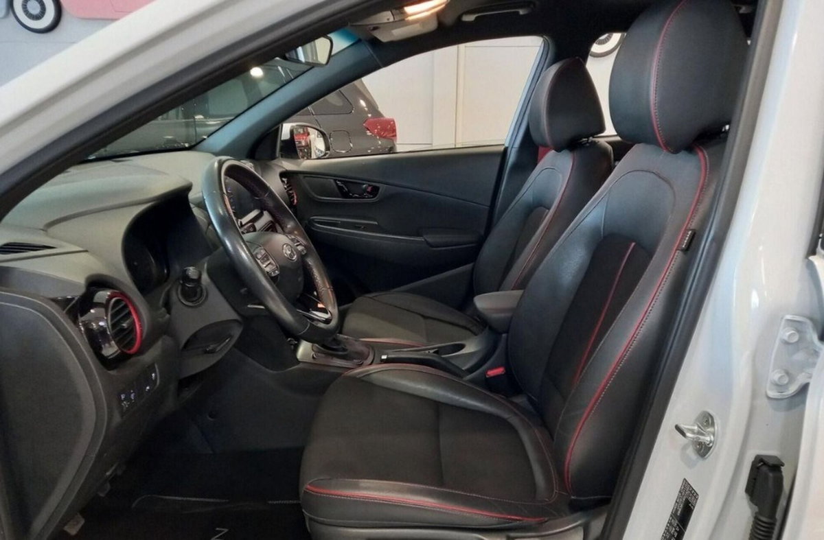 Hyundai Kona 1.0 T-GDI Xpossible (7)