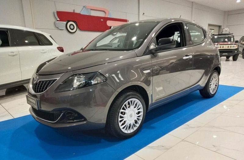 Lancia Ypsilon 1.0 FireFly 5 porte S&S Hybrid Ecochic Gold