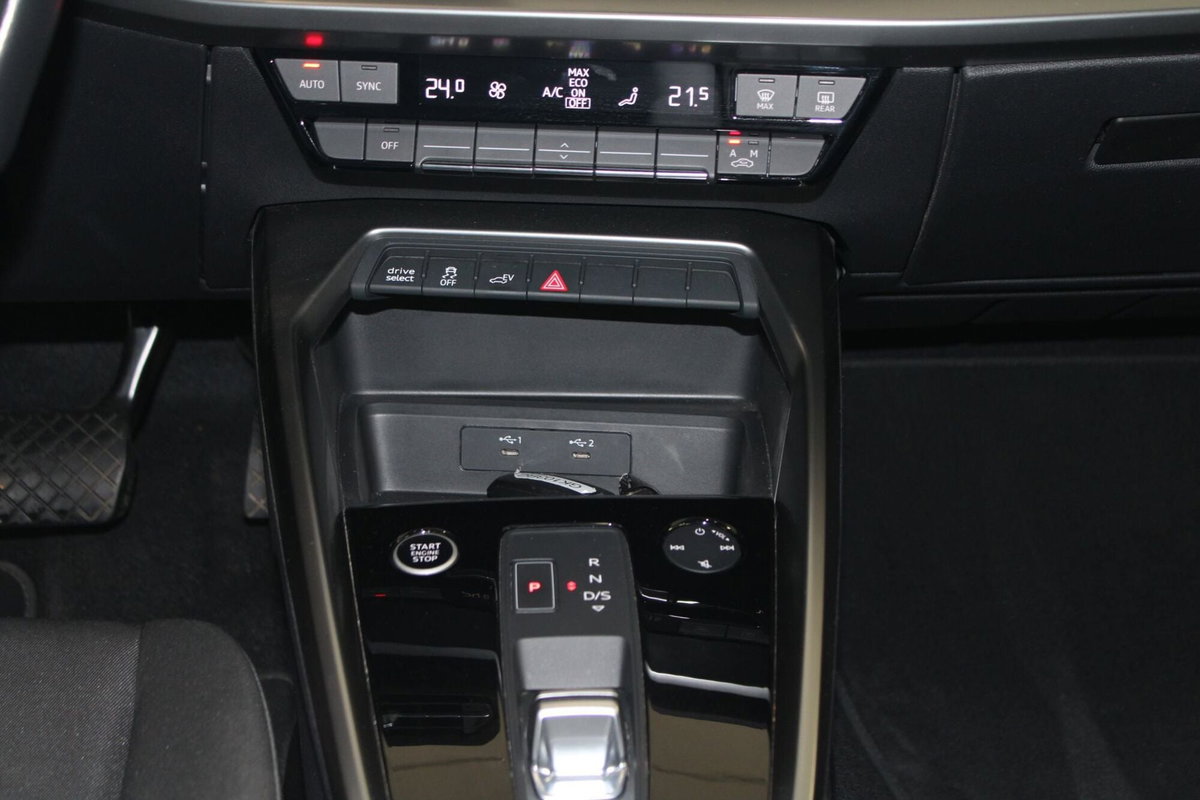 Audi A3 Sportback 40 TFSI e S tronic Business Advanced (10)