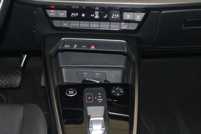 Audi A3 Sportback 40 TFSI e S tronic Business Advanced (10)