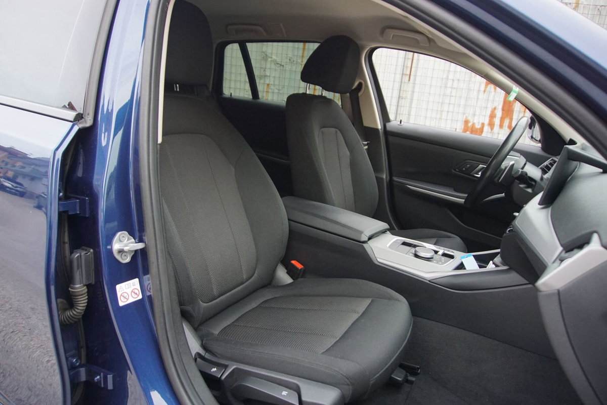 BMW Serie 3 Touring 316d 48V (10)