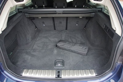 BMW Serie 3 Touring 316d 48V (12)