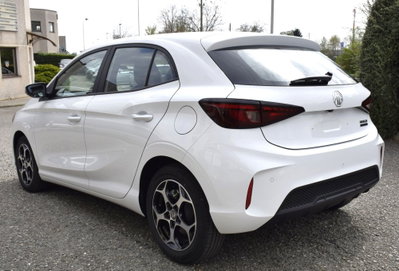 Mg MG3 1.5 hybrid+ Comfort auto (8)