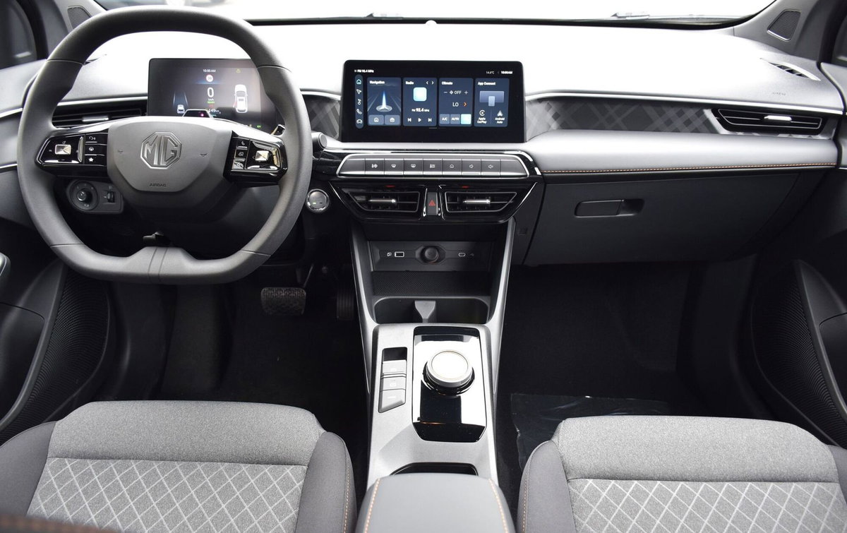 Mg MG3 1.5 hybrid+ Comfort auto (14)
