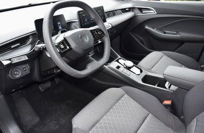 Mg MG3 1.5 hybrid+ Comfort auto (15)