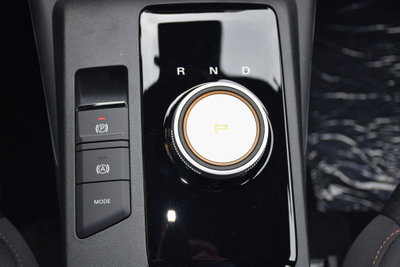 Mg MG3 1.5 hybrid+ Comfort auto (17)