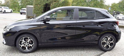 Mg MG3 1.5 hybrid+ Comfort auto (9)