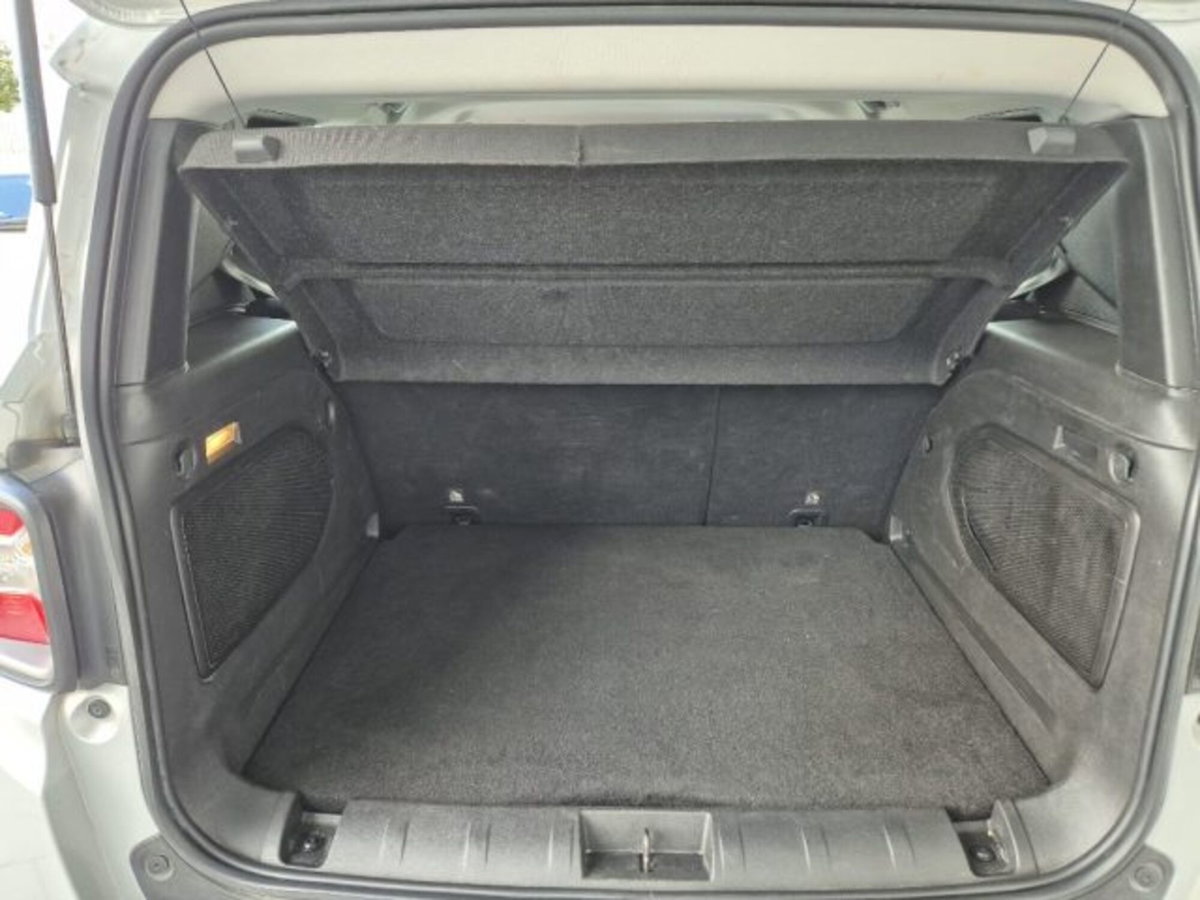 Jeep Renegade 1.6 Mjt 130 CV Business (11)