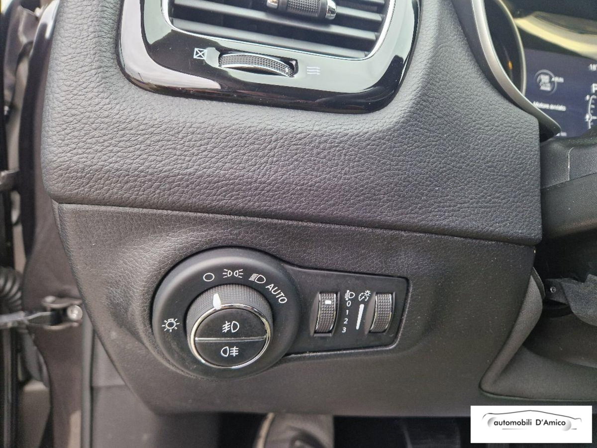 Jeep Compass 2.0 Multijet II aut. 4WD Limited (10)