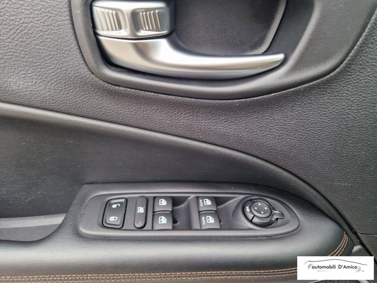 Jeep Compass 2.0 Multijet II aut. 4WD Limited (11)
