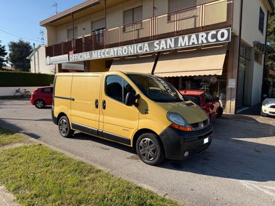 Renault Trafic Furgone T27 1.9 dCi/100CV PC-TN Combi usato